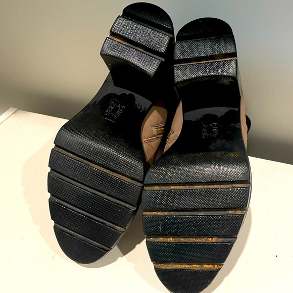 Naturalizer Taupe Platform Bootie - Picture 4 of 4